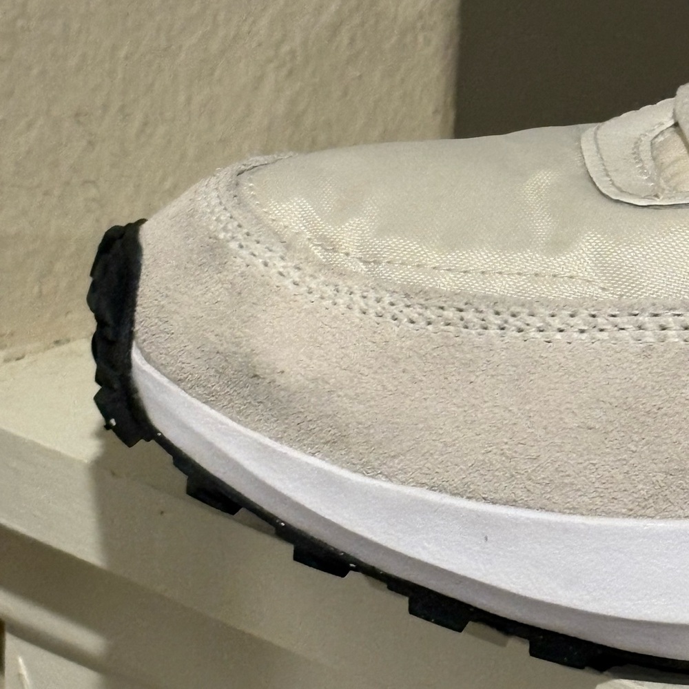 Nike Waffle Debut DH9523-107 White/Phantom/Baroque Brown Women’s 10.5 - Picture 3 of 10